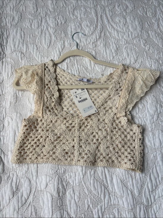 Zara Tops - Zara Crochet Open-Knit Crop Top in Beige